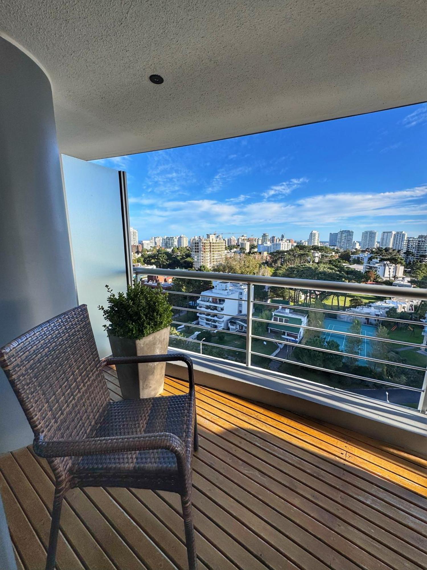 Apartamentos Torre Tressesenta Punta del Este Habitación foto